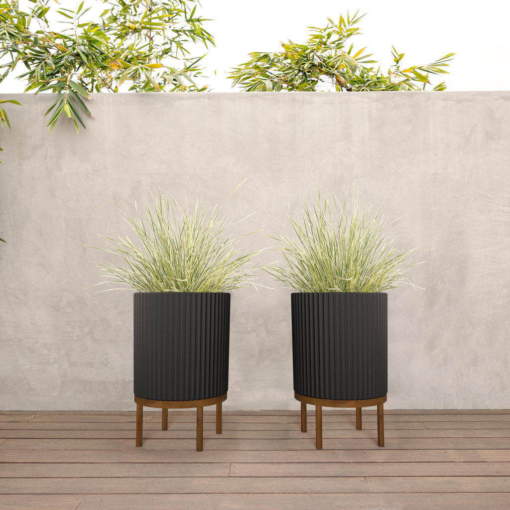 2-Pack Black/Brown Plastic-Stone Planter with Stand P302388
