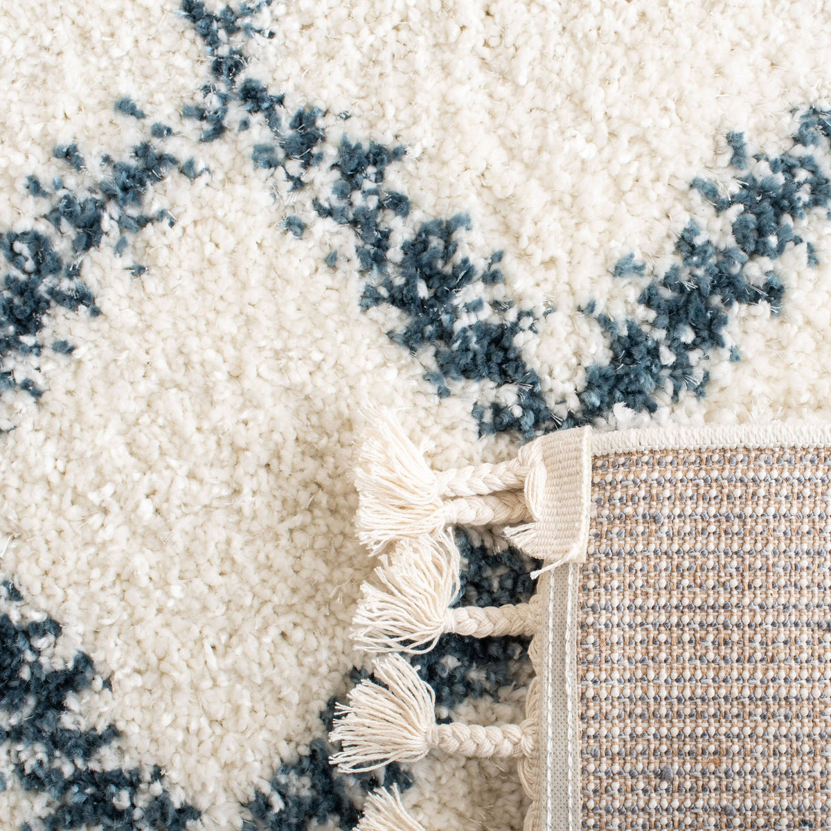 Cream / Blue Shag Rug J402