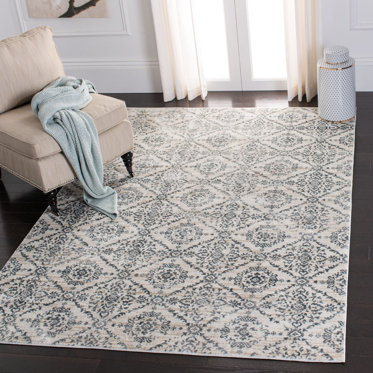 Geometric Floral Area Rug, Cream/Grey, 5'3" x 7'7" B7125