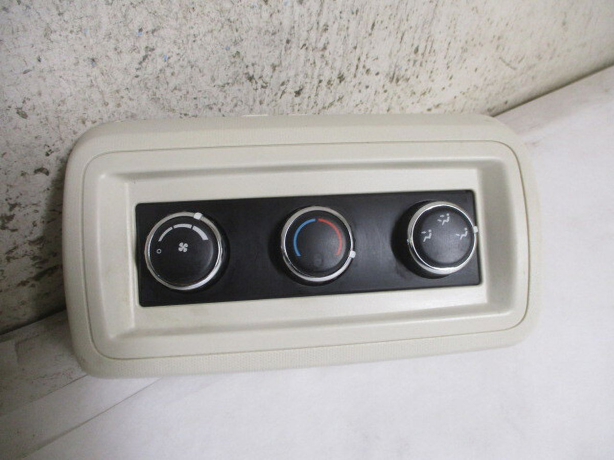 Rear Roof Manual Climate Temperature Control Z831582