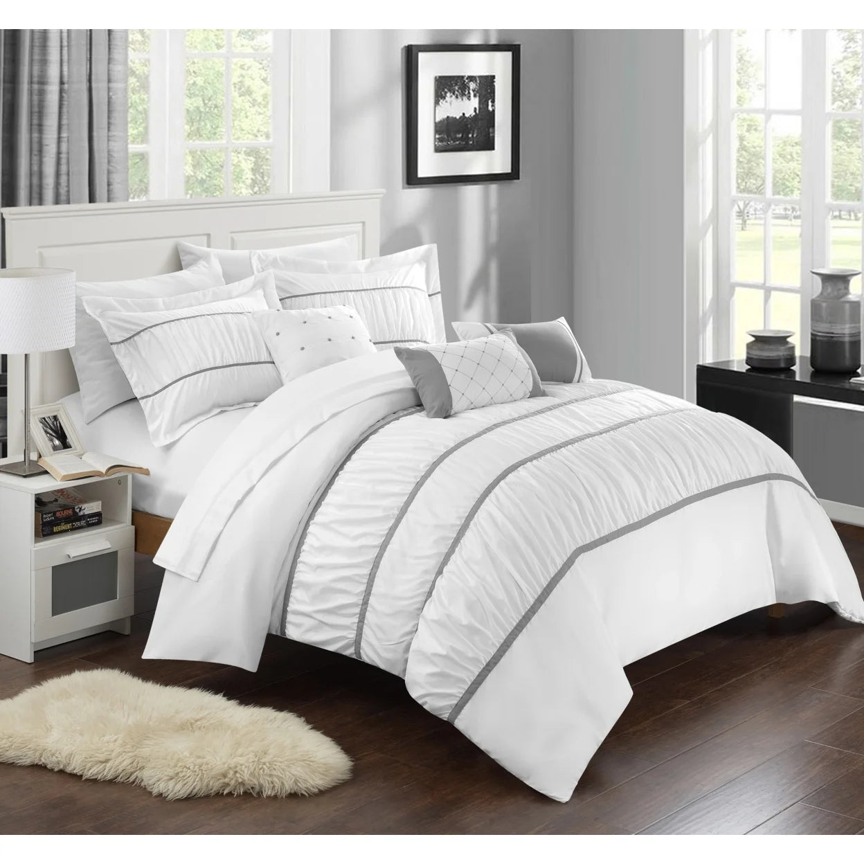 10 Piece Pleated and Ruffled Comforter and Sheet Set S9121