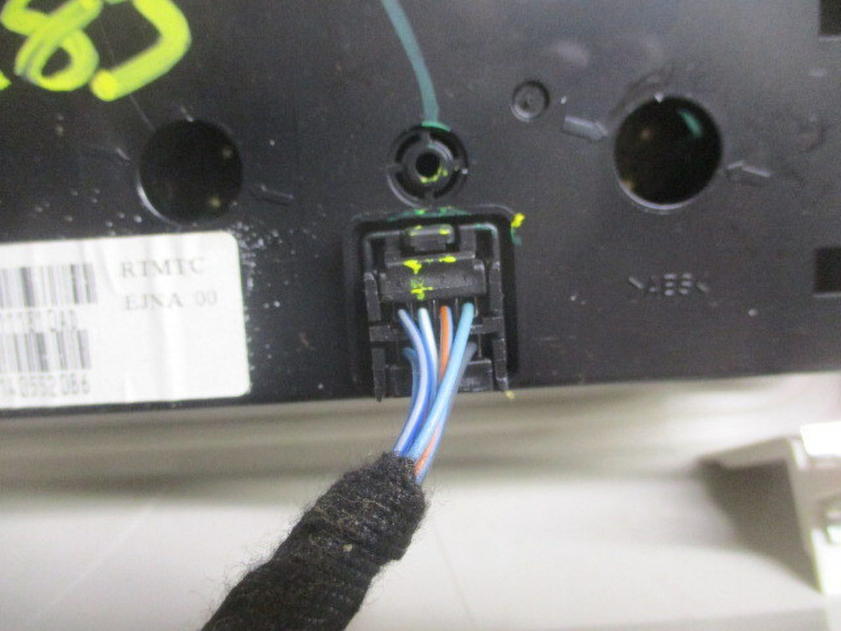 Rear Roof Manual Climate Temperature Control Z831582