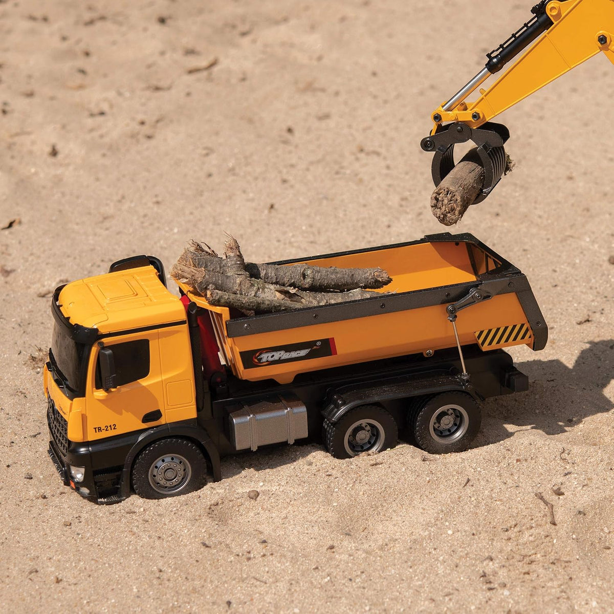 1:14 Scale RC Construction Dump Truck C593