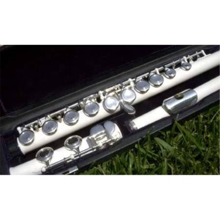White Concert Band C Flute with Case M6812