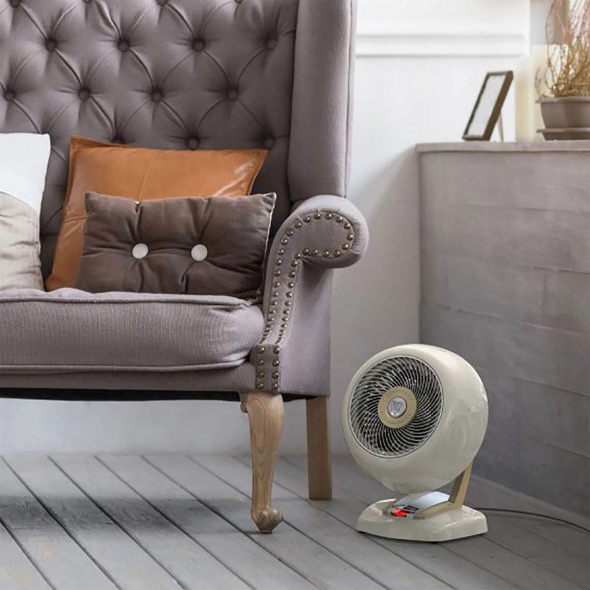 White Electric Space Heater M878