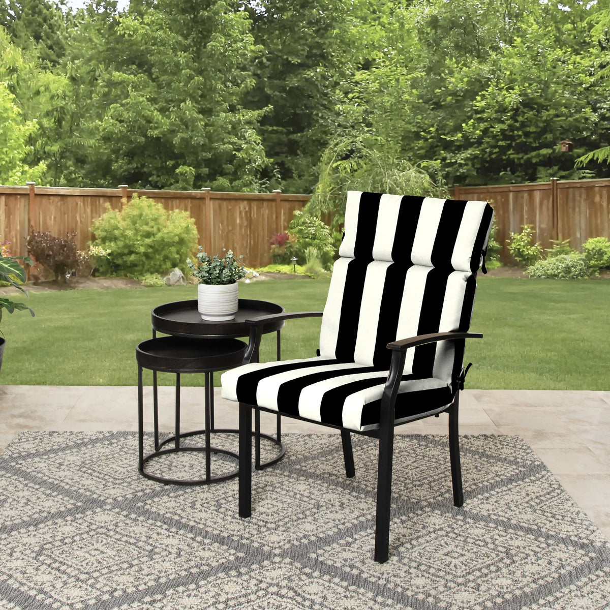 Black Stripe Outdoor Chair Cushion Q420848
