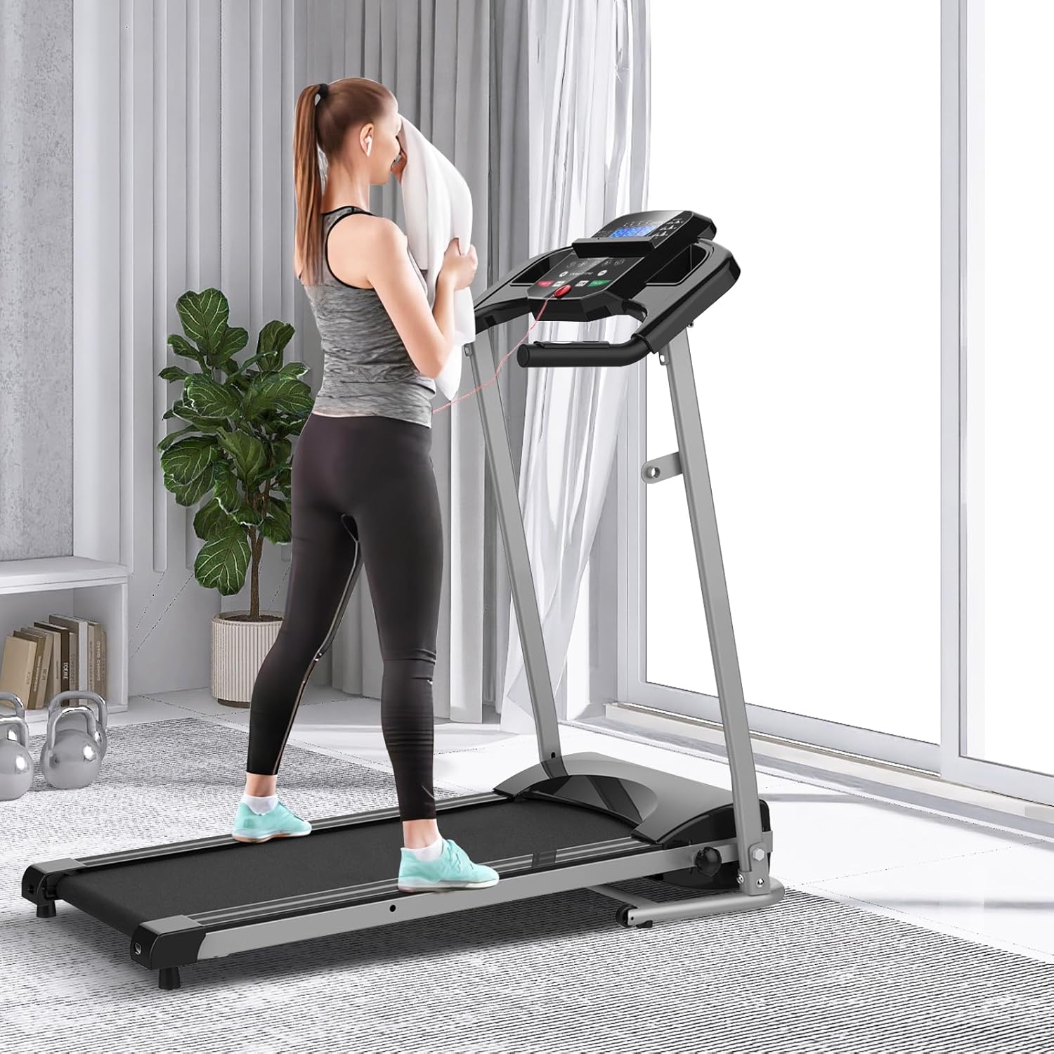 Folding Motorized Treadmill O685