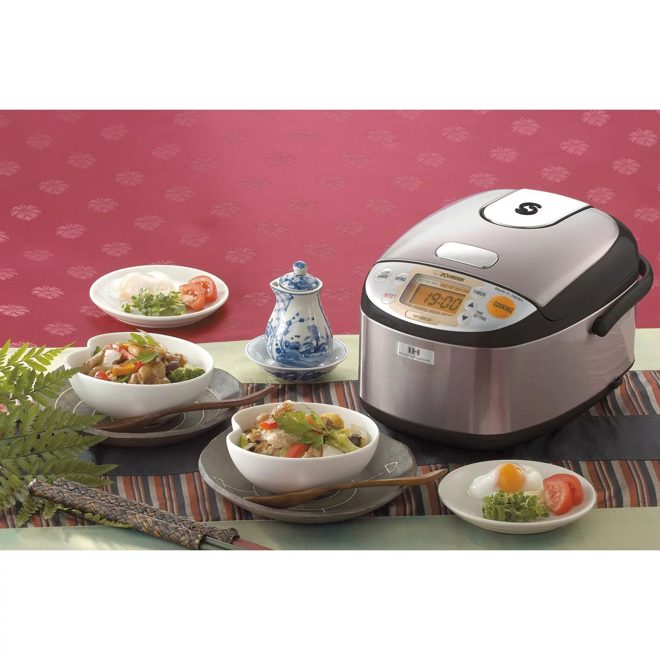 Induction Heating System Rice Cooker and Warmer 3-Cup Dark Brown A946