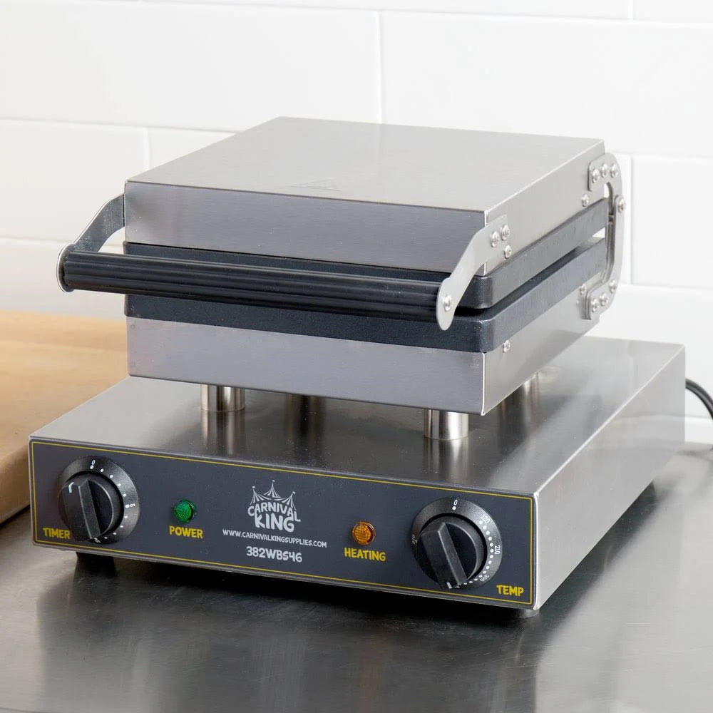Brussels Style Waffle Maker with Timer D8775