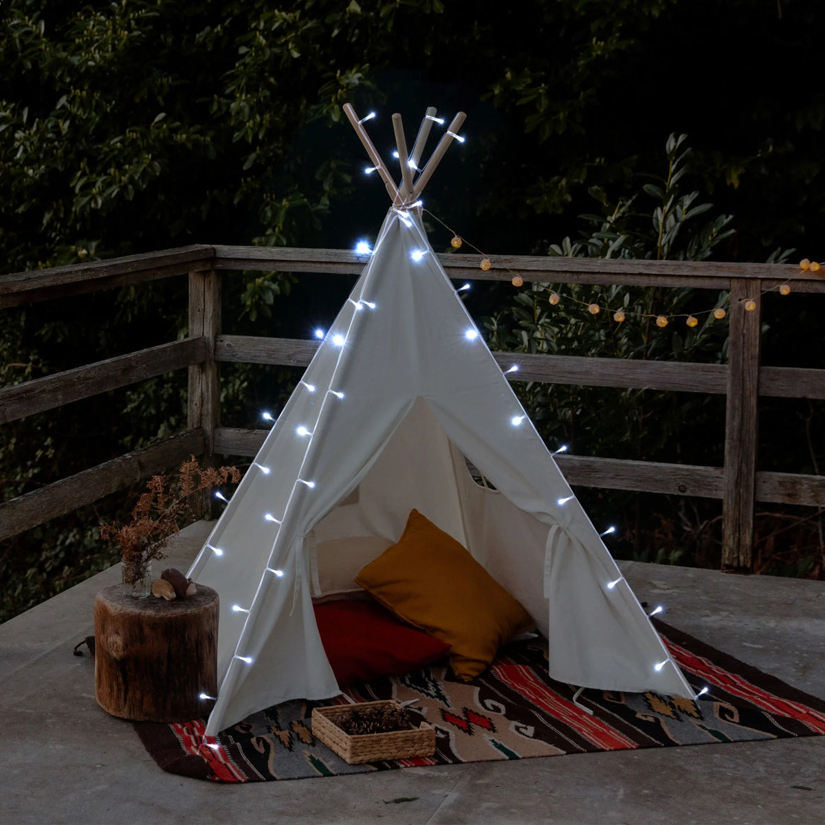 96 LED Cold White Solar String Light for Patio Umbrella O22323