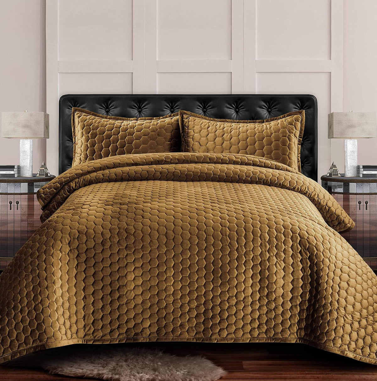 Velvet Oversized Quilt Set, Queen, Camel S93360