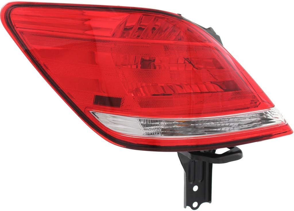 2005 2007 Toyota Avalon Tail Light Assembly Driver Side with Bulbs R4032