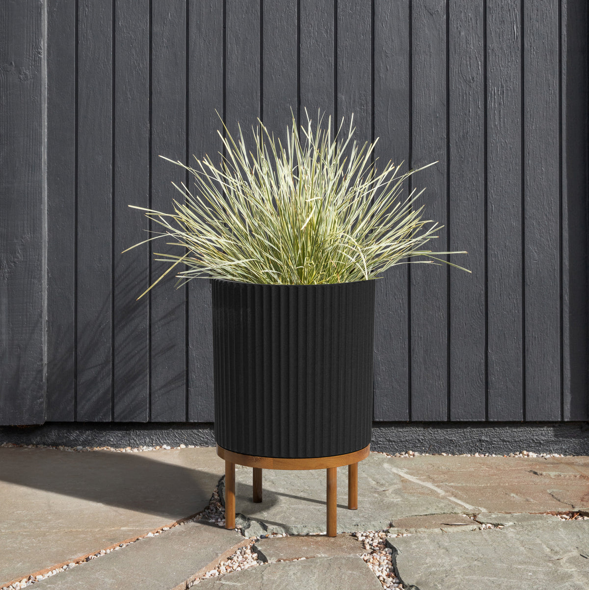 2-Pack Black/Brown Plastic-Stone Planter with Stand P302388