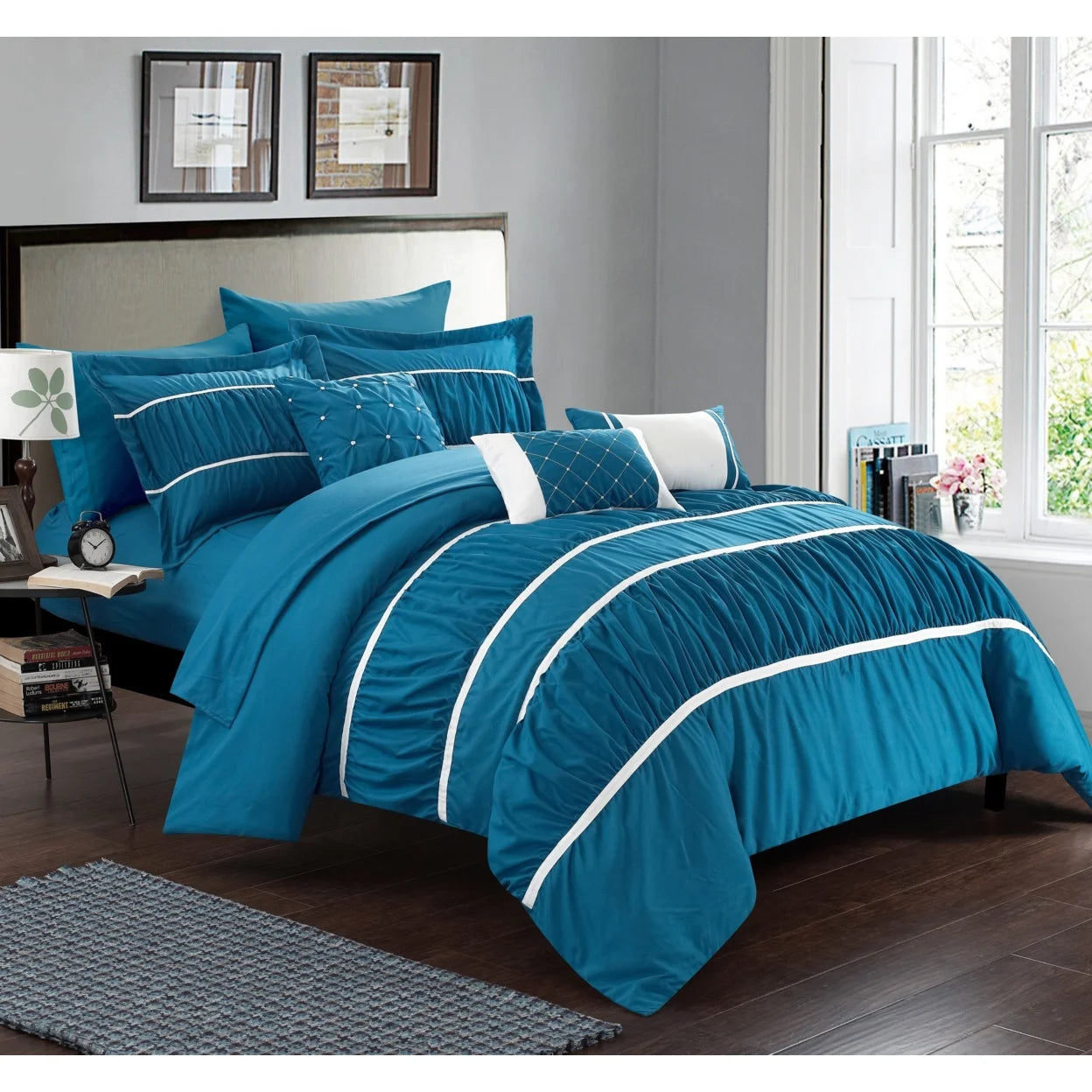 10 Piece Pleated and Ruffled Comforter and Sheet Set S9121